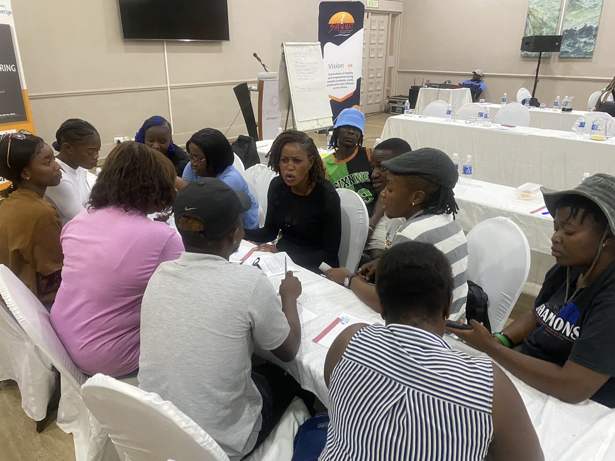 SAYWHATOrg's tweet image. Young people in group discussions trying to find solutions to the following:
1. How to increase the NSP coverage and accessibility 
2. Enhance needle exchange and disposal
3. Improve data collection and monitoring 
#pwuids #EndDrugAbuse #InjectableDrugs #EndNeedleExchange