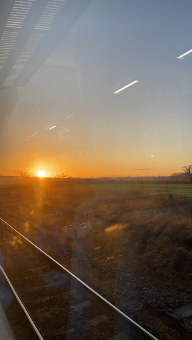 MidCheshireCRP's tweet photo. Congrats to the winners of our 3rd #throughthetrainwindow πΈ competition
Lena Bankevych (18+) Amelia Hampshire (12-17 years) & Leighton O'Rouke (5-11 years) π to John Horsley for judging & to everyone who submitted an entry @northernassist @BeeNetwork #midcheshirerailwayline https://t.co/2ipuTQ9CTK
