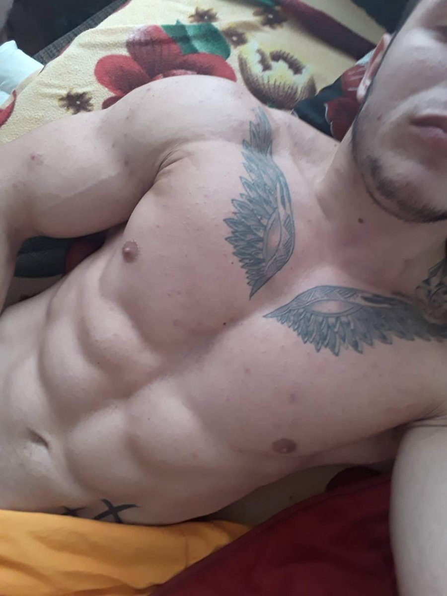 MioXxl's tweet photo. Nikolaiisambo
Някой да е спал с Николай Йончев? Чувам, че добре чукал срещу пари https://t.co/EewLMMEHPe