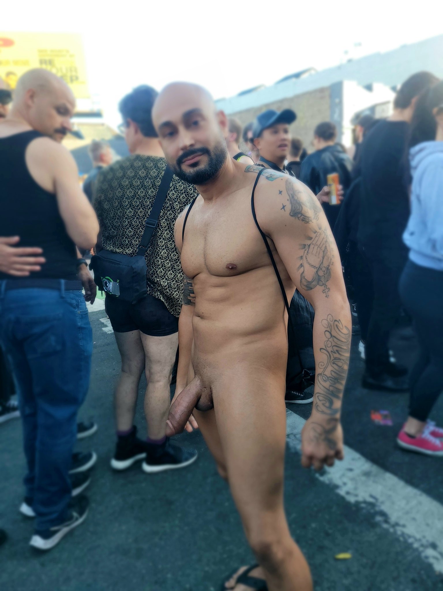 It was my first time attending Folsom Street Fair. I had a great time. #FolsomStreetFair #SanFrancisco #Bigdick #publicnudity #Fatcock #gay #LGBTQ https://t.co/wjdpd7YWf2