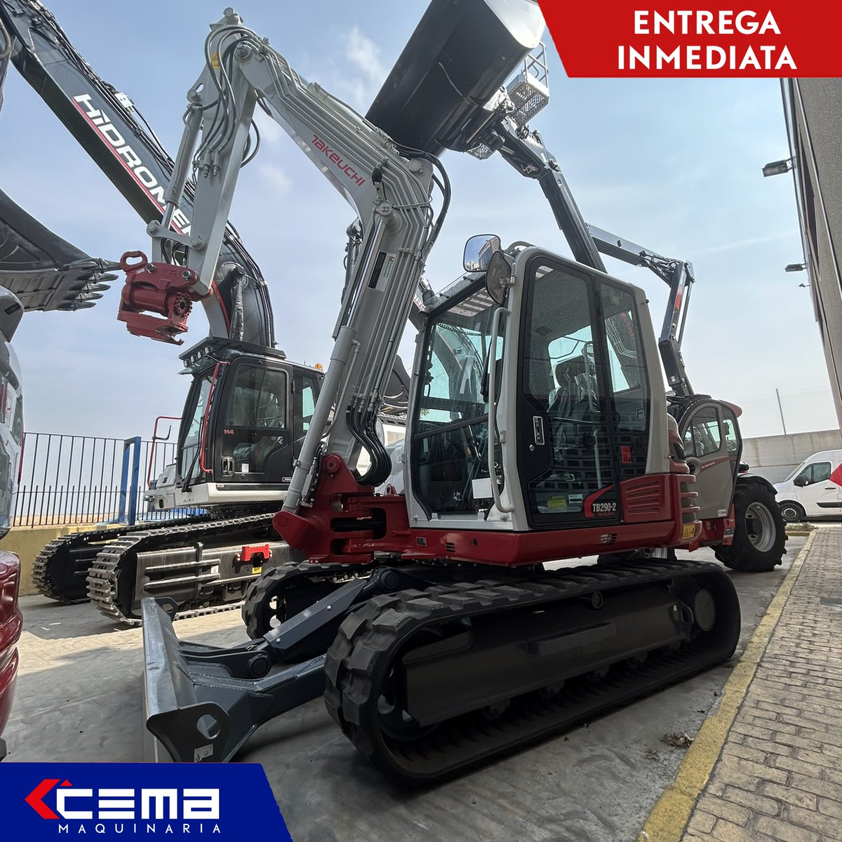 CemaMaquinaria's tweet photo. 🚨 Entrega inmediata en @CemaMaquinaria  🚨

📲 Contáctanos por DM para más información y asegúrate tu TB290-2 hoy mismo. ¡Listos para entrega inmediata!

#cemamaquinaria #cemateam #takeuchi #takeuchitb290 #powertilt #excavadora #miniexcavadora #maquinariapesada #construccion https://t.co/BaCOuLpqpN