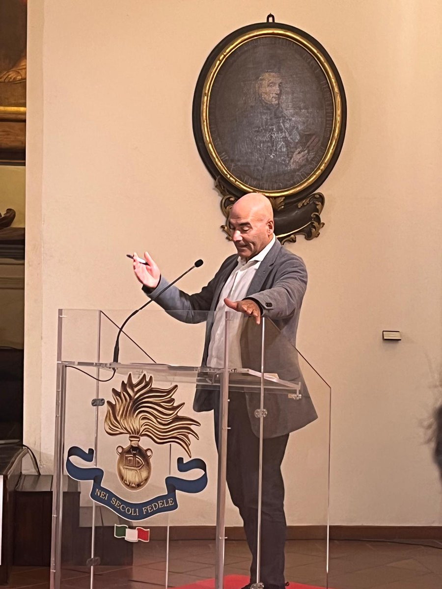 Cisl_ER's tweet photo. Presentazione del 'Rendiconto sociale 2023' dell'Inps ER, @filippopieri:🗣"Molte le importanti funzioni di sostegno dell'Istituto (..a giovani, famiglie, anziani), tra queste un particolare rilievo merita l'azione costante e sempre più efficace di contrasto al #lavoro sommerso" https://t.co/tSy7WlNXAq