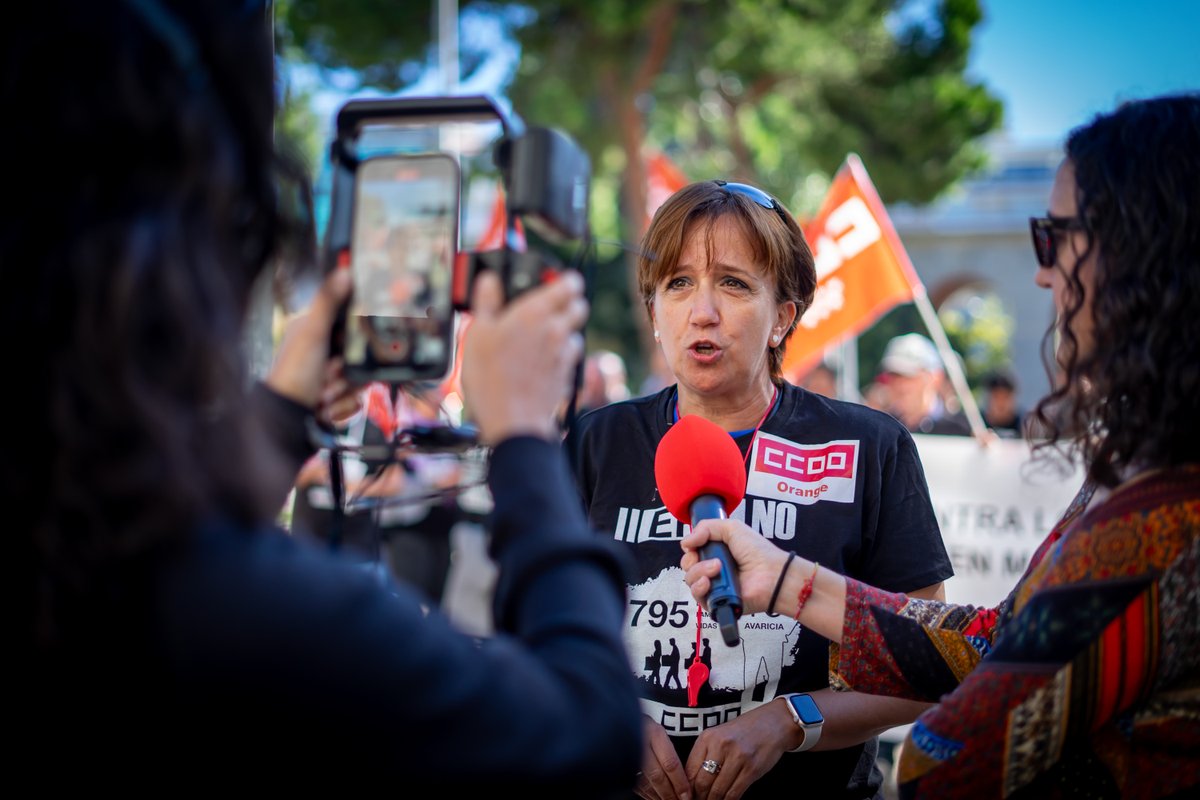 FSCdeCCOO's tweet photo. @CcooTeleco @FscTeleco @CCOO_MasOrange ❗ Este ERE afectaría a 795 personas: el 10 % de la plantilla de MasOrange. Se trata de una reducción de personal que no tiene en cuenta las realidades actuales de las diferentes áreas afectadas.

#NoEREMasOrange https://t.co/52CZRDjm36