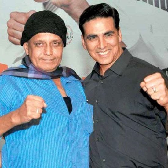 akshaykumar's tweet photo. Badhai ho dada!! What a wonderful news about you getting the Dadasaheb Phalke award. You have been such an inspiration and I cherish our moments full of laughter and joy. More power to you 👏🏻👍🏻🙌 https://t.co/puLmd09lRC