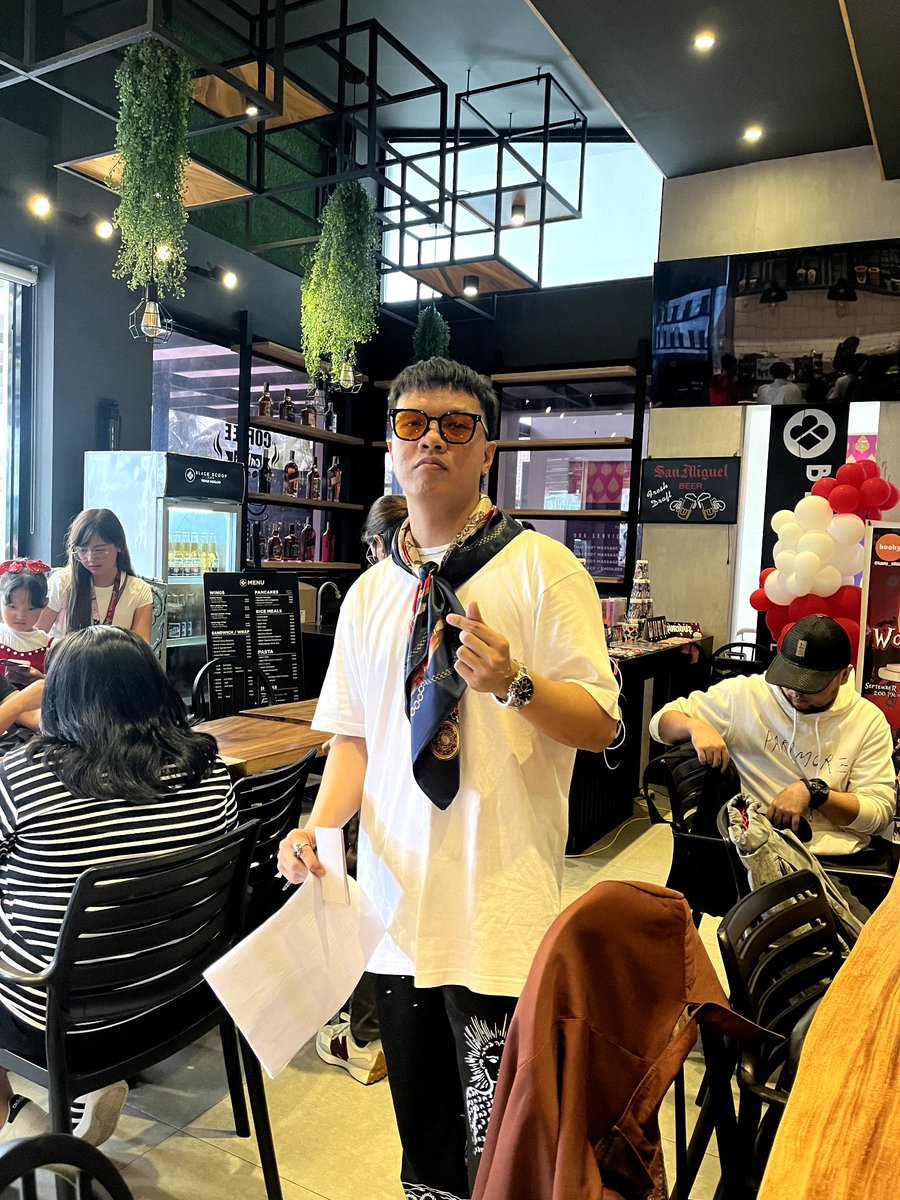 JessuAdam's tweet photo. Yesterday's event was a blast. Thank you @kooky__official for this wonderful event. See you next time Evters !! ✨🫶
#EAETontheMOVE #UNIS #CURIOUS #유니스 #UNI_Story #너만몰라 #UnisInWonderland #KOOKY #KookyEvent https://t.co/H3FRDDawXs