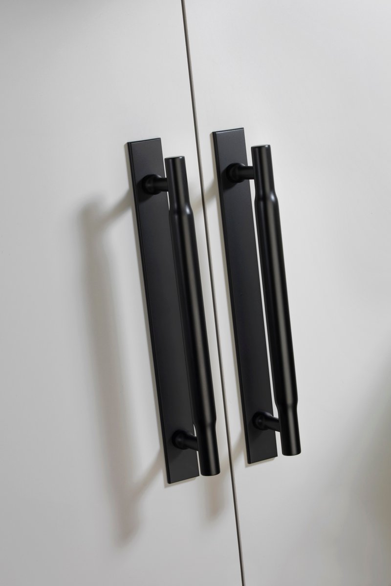 Crofts & Assinder tweet media