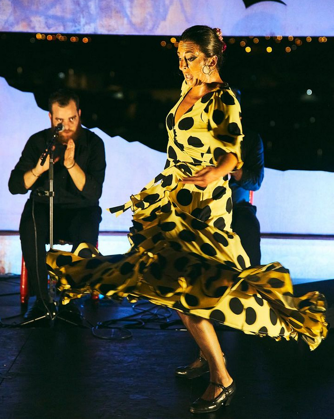 Derniers préparatifs !  @paulasalazarbailaora instagram.com/p/DAiQyn9NOXj/…