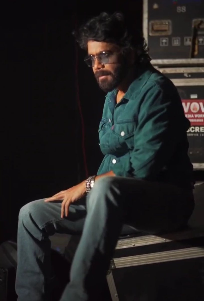 NarendraPosa1's tweet image. Demigod King @iamnagarjuna #Bigboss8 Emunav Saami Arachakam looks #Simon