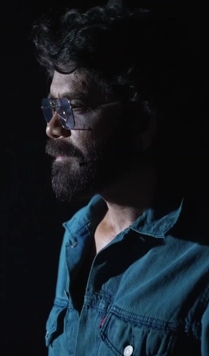 NarendraPosa1's tweet image. Demigod King @iamnagarjuna #Bigboss8 Emunav Saami Arachakam looks #Simon