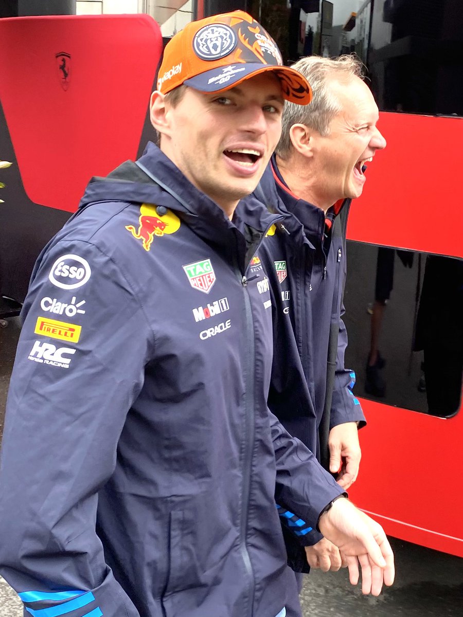 Joyeux anniversaire Max Verstappen 🎂 (27 ans)

#F1 #Formula1 #MaxVerstappen #HappyBirthday #Champion #Netherlands <a href="/redbullracing/">Oracle Red Bull Racing</a>