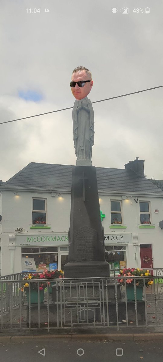 Monument has been replaced in the village this morning 😂😂 #KingCalla <a href="/GAABallylanders/">Ballylanders GAA</a>