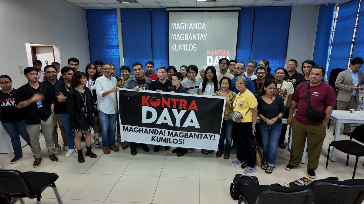 News5PH's tweet image. Election watchdog #KontraDaya earlier noted that Miru Systems’ automated machines are “not a substantial improvement” from Smartmatic’s since the actual vote counting is still not transparent. #News5

READ: news.tv5.com.ph/breaking/read/…