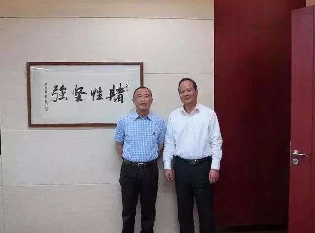 keyahayek's tweet image. 这里是置顶区 thread 系列,不定期更新。
This is a thread for my pinned post.
关于鄙人:
不靠发推特赚钱。
全球市场投资人。目前混迹于拉美地区,出生卑微、目光短浅、志趣低级。曾从事 IDC 机房运维、后端程序员、承兑汇票、海外地产、医疗器械出口、CEX、Crypto VC。…