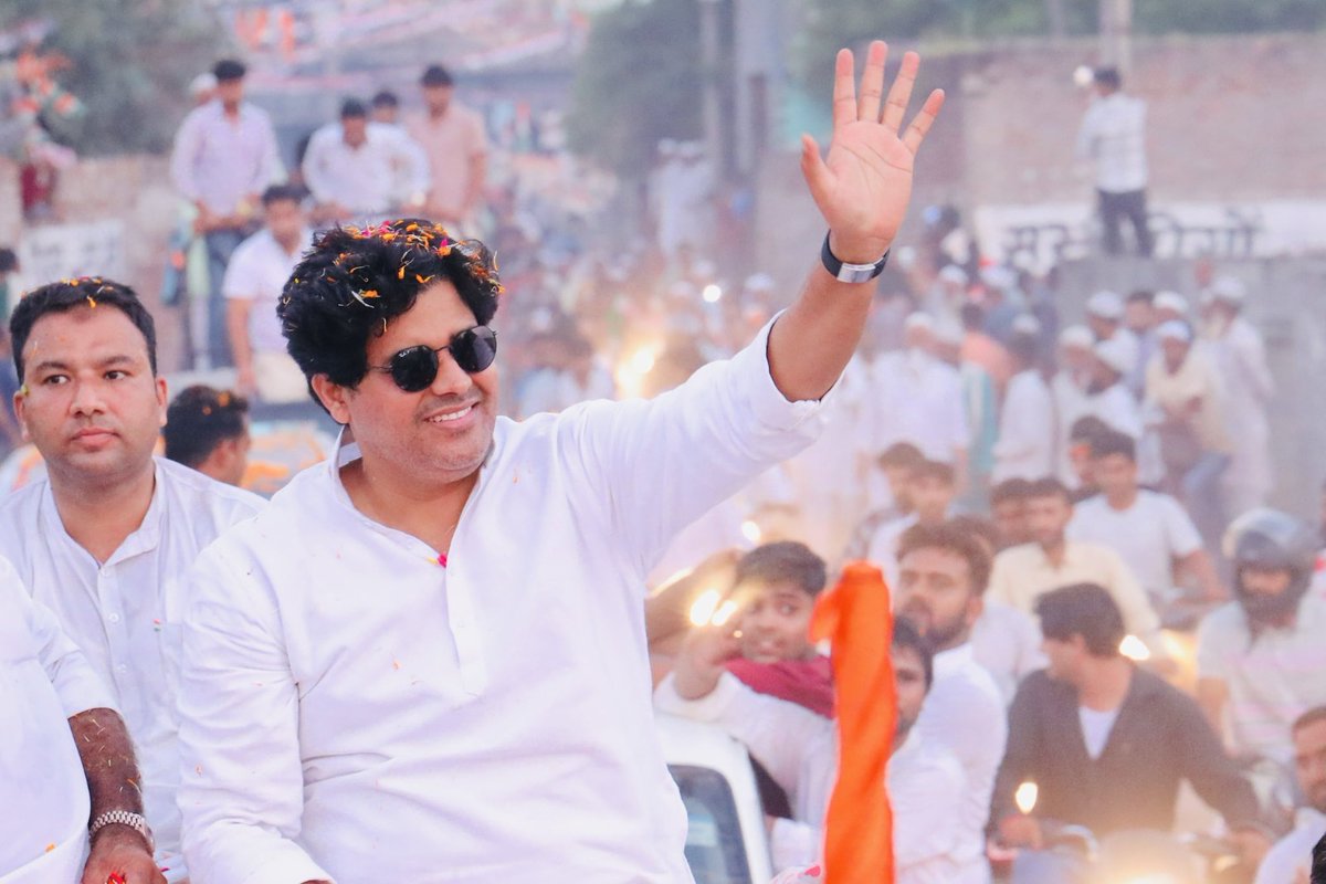 ArshadCongress1's tweet photo. Colours of Haryana - @ShayarImran Ji, your leadership perfectly captures the vibrant spirit of Haryana. The rich diversity and strength of its people shine brightest under your progressive vision
#Leadership #HaryanaSpirit #ProgressiveVision #HaryanaPride @INCMinority https://t.co/VRaZvuQocz