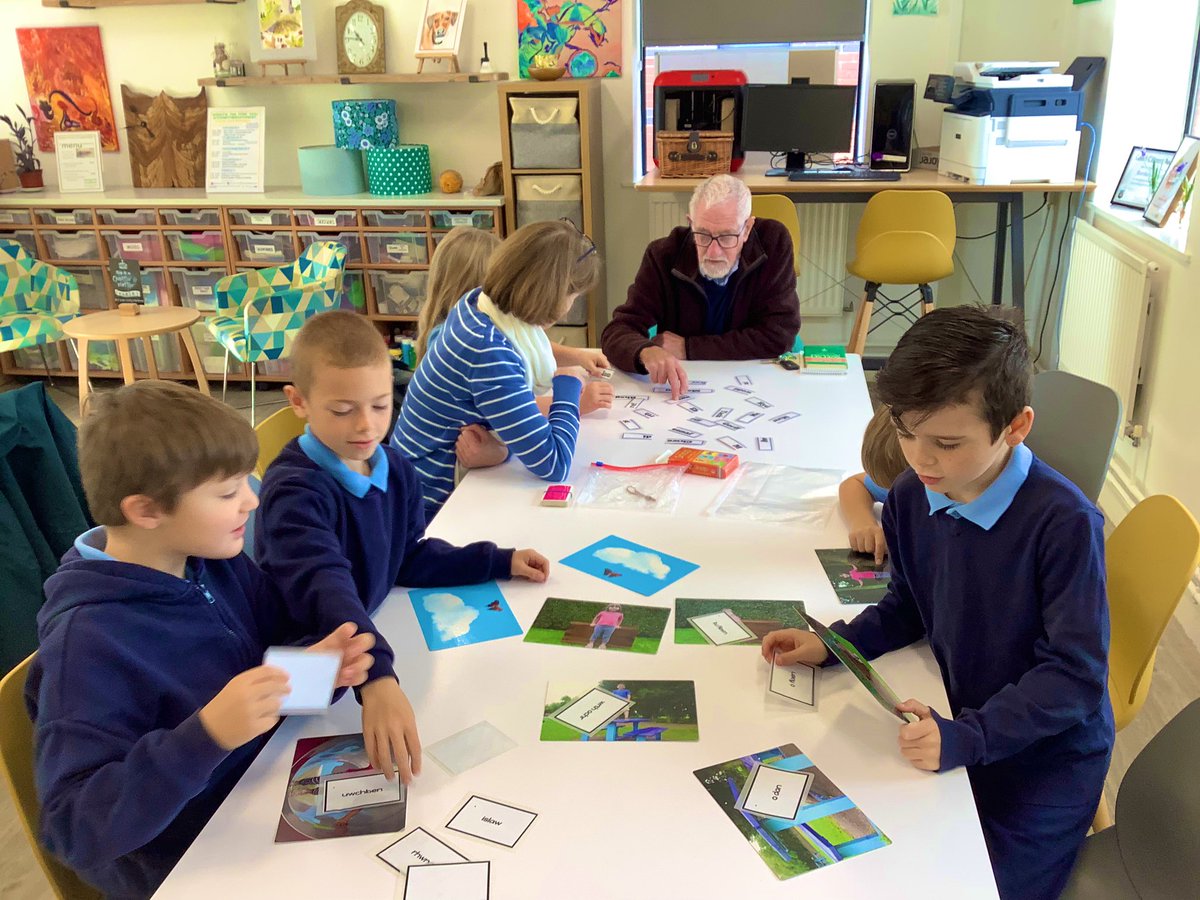 Ysgol Gymraeg y Ffin (@ysgolyffin) on Twitter photo Together Works.
Mae dysgu Cymraeg yn hwyl- Together Works <a href="/EAS_Cymraeg/">Cefnogi'r Gymraeg</a> #dosbarthblodeuwedd Learning Welsh is fun!🏴 Together Works.
Mae dysgu Cymraeg yn hwyl- Together Works <a href="/EAS_Cymraeg/">Cefnogi'r Gymraeg</a> #dosbarthblodeuwedd Learning Welsh is fun!🏴