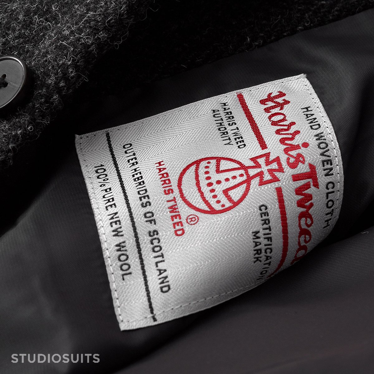 StudioSuits's tweet image. Customer Order Spotlight!
Jacket commissioned by our Client from New York.
Don authentic vintage style with our Harris Tweed Charcoal Herringbone Jacket. 
Shop for this style here👉rb.gy/e6cmgd
#studiosuits #herringbone #jacket #tweed #harris #fashion #trending