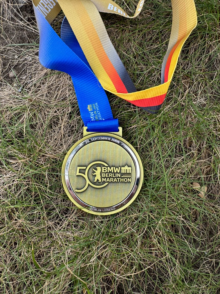 A brilliant weekend <a href="/berlinmarathonE/">BMW BERLIN-MARATHON</a> and an honour to be part of the official pace team for their 50th anniversary event. Pacing sub 3:45 I was delighted to bring it home in 3:44:35. Perfect conditions for those racing and amazing support throughout the city. #BerlinMarathon