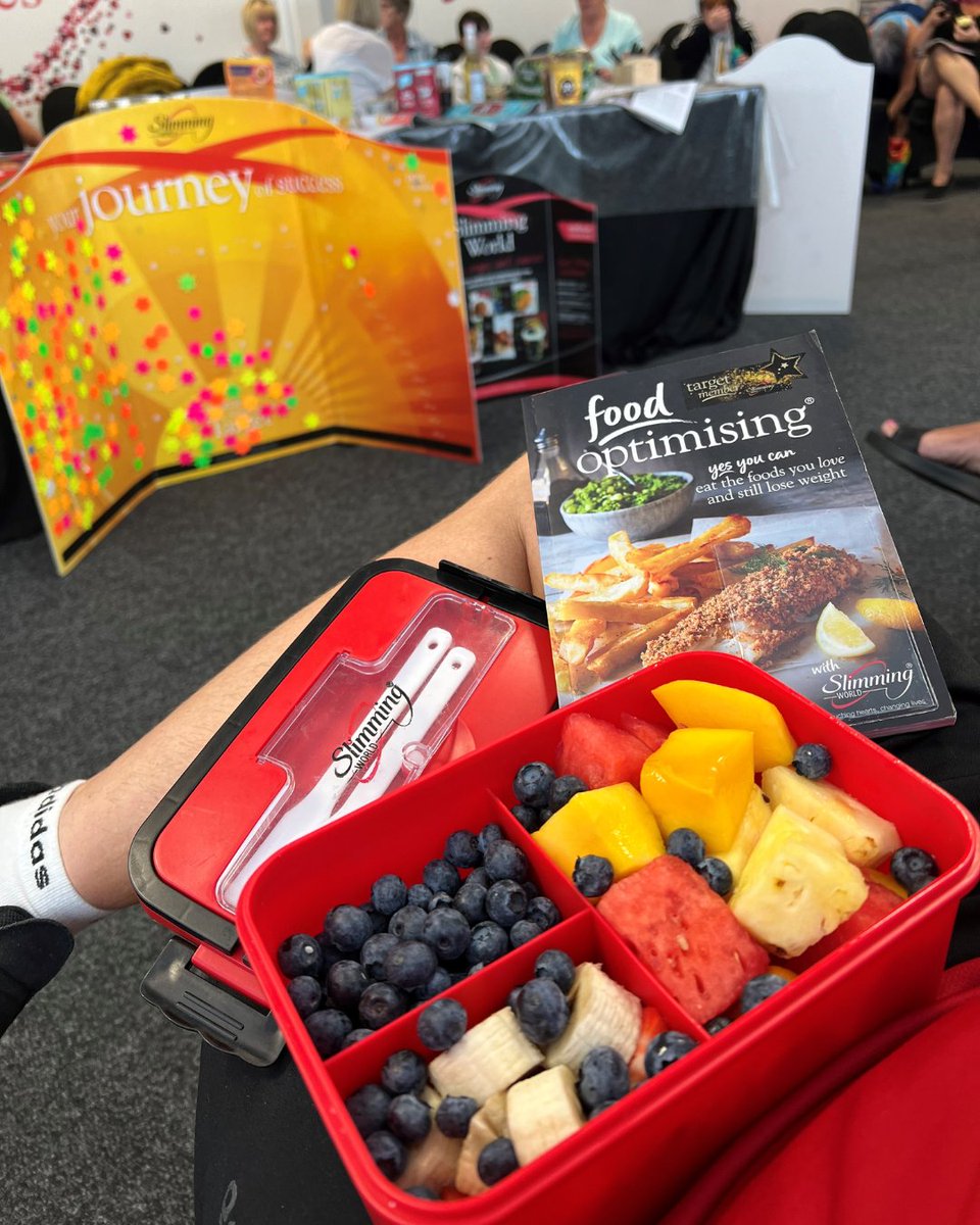 Craig (<a href="/theswhusband/">Theswhusband</a>) is in that target member mindset – he’s brought his essentials to group this morning ✨🫐📚! As a target member, you'll get free support to help you maintain your weight with confidence: ow.ly/gCtf50TpSJb