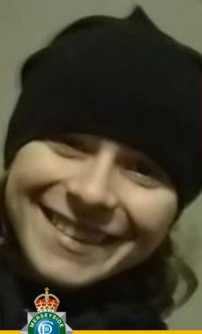 TrueCrimeUpdat's tweet photo. #MISSINGPERSON UK - Ethan McIlroy, 14
LAST SEEN: No time or date specified at #Wirral
FREQUENTS: #NewFerry #RockFerry #Woodchurch
APPEARANCE: 5'8", slim build, shoulder-length brown hair
LAST SEEN WEARING: Grey tracksuit & black trainers
🙏#Missing
Please share to raise awareness.