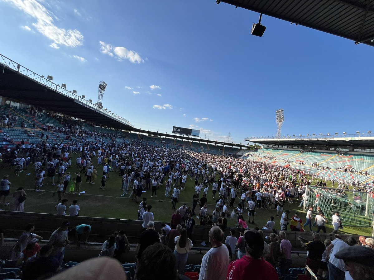 Quien tiene ganas de templo el domingo???😏 
Os esperamos a todos, tanto en el campo como en la previa!
