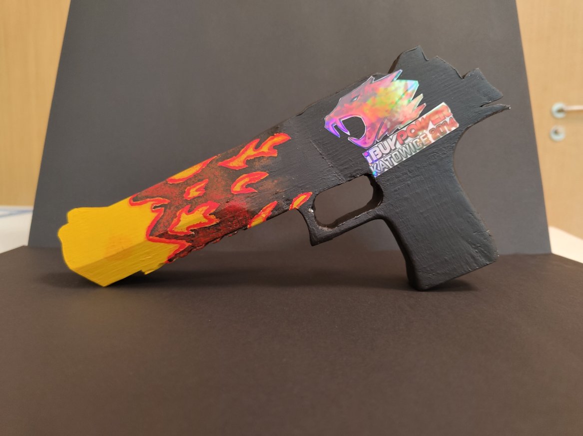 GIVEAWAY
DIY Desert Eagle Blaze (out of Wood) with IBP Holo 

Has huge Value to me because i made it in the mental hospital.

Like, Follow, Retweet

Rolling 20.10.2024