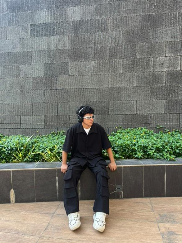 officialoffmint's tweet image. Upgrade your style game with Offmint! Uncover eye-catching pieces that not only look good but feel great. Redefine your fashion today!

#offmint #trend #coord