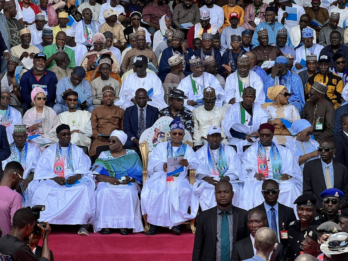 Abdool85's tweet photo. Senator Uba Sani and Dr. Hadiza Sabuwa Balarabe are leading the APC team at Murtala Square for the flag-off of the APC's local government election campaign. Former Governor Dr. Ramalan Yero, Dr. Abubakar Mustapha, and many other senior members of the PDP who have switched to the APC are in attendance.