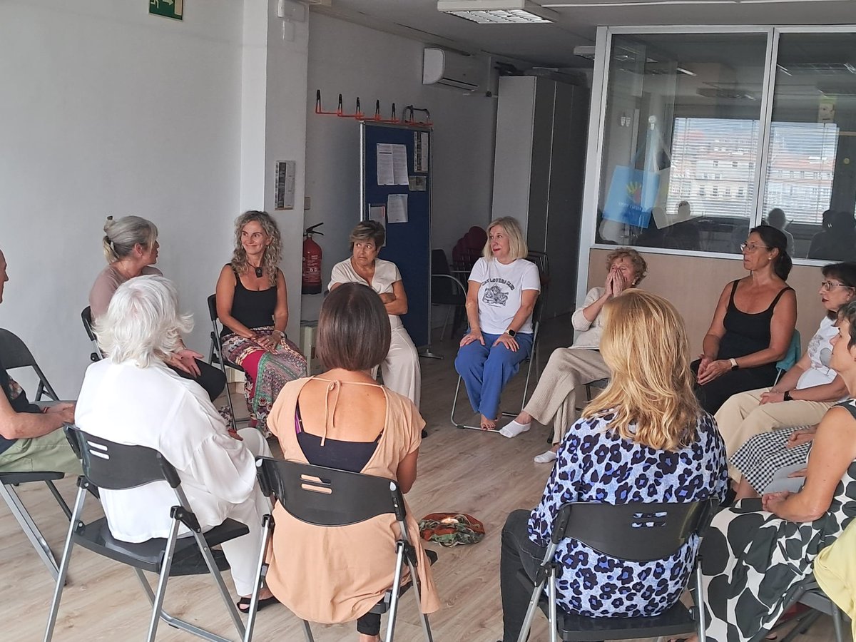 EskuaEman's tweet photo. 11/09/24
BIODANZA
Nuevo taller 
Anímate a probarlo 
Sesión Gratuita 
Impartido por Susana Marcos 
#nuevaactividad #curso24
#nuevotaller #taller #actividades
#fibromialgia #SFCem
#biodanza
#bilbao #bizkaia #paisvasco https://t.co/pzEu84yQ8Y