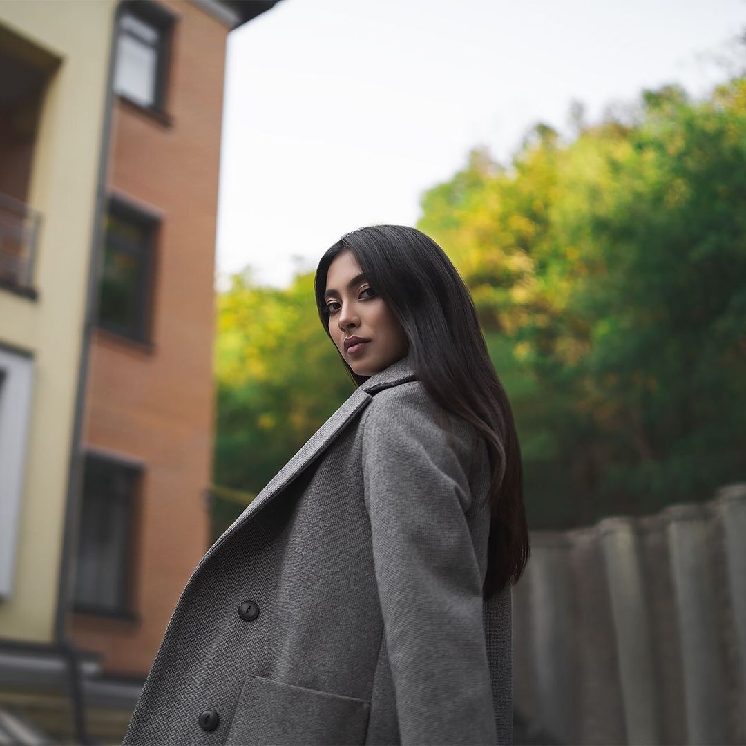 Follow my beautiful friend 💘

👉instagram.com/_emilydanvers