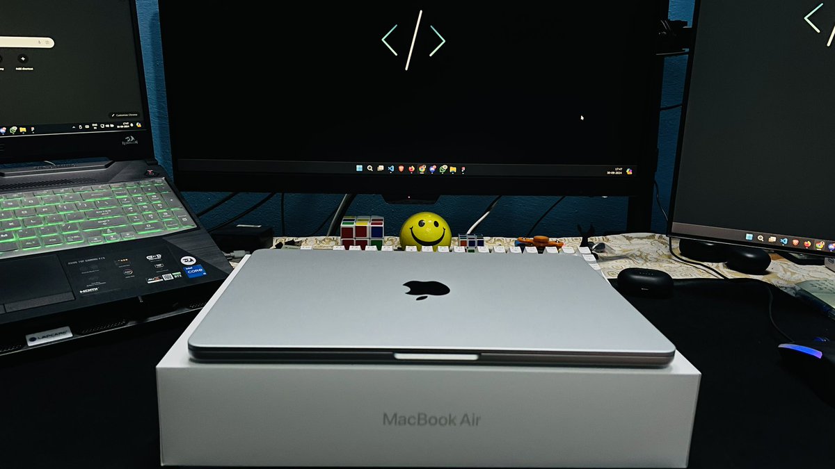 coderandcreator's tweet image. A gift to myself 🧿
JavaScript, Thank you again ❤️