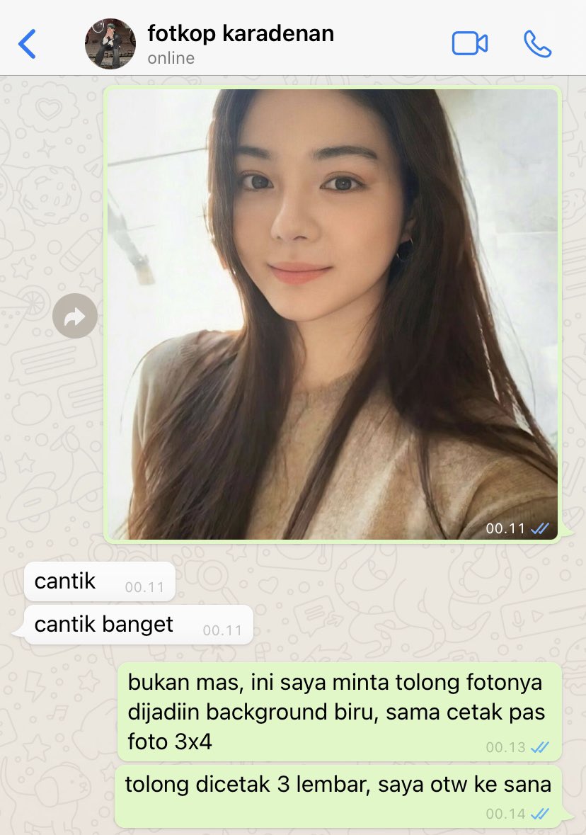 smollystar's tweet photo. cinta bersemi di fotokopi
——
a hendery few tweets au https://t.co/WKRtU9WVrw