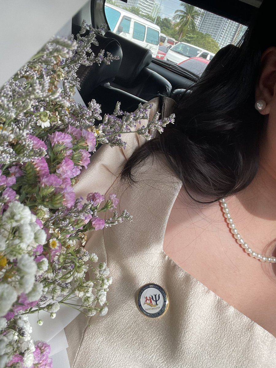 psyche199x's tweet photo. oath taking day ๐ธ๐
#rpmtwt #batchgecko ๐ฆ https://t.co/gB2LLx6Zn9