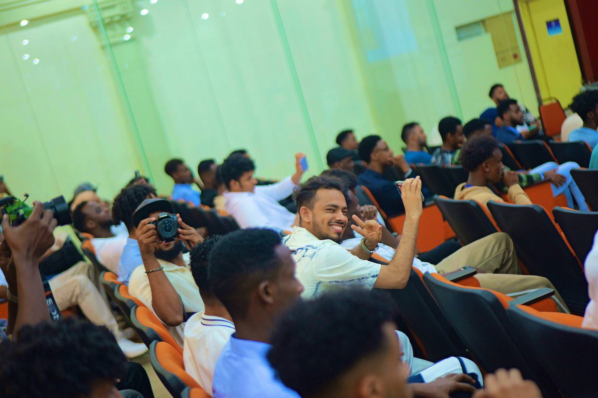 shuayb8pack1's tweet photo. the book launch in Kuala Lumpur 🇲🇾 was a tremendous success. Attendees shared positive feedback, creating a sense of community that inspired everyone. It was an unforgettable experience, and I am truly grateful for the support from everyone who attended. The connections made that day will stay with me as I continue this journey.