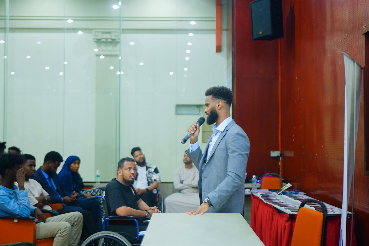 shuayb8pack1's tweet photo. the book launch in Kuala Lumpur 🇲🇾 was a tremendous success. Attendees shared positive feedback, creating a sense of community that inspired everyone. It was an unforgettable experience, and I am truly grateful for the support from everyone who attended. The connections made that day will stay with me as I continue this journey.
