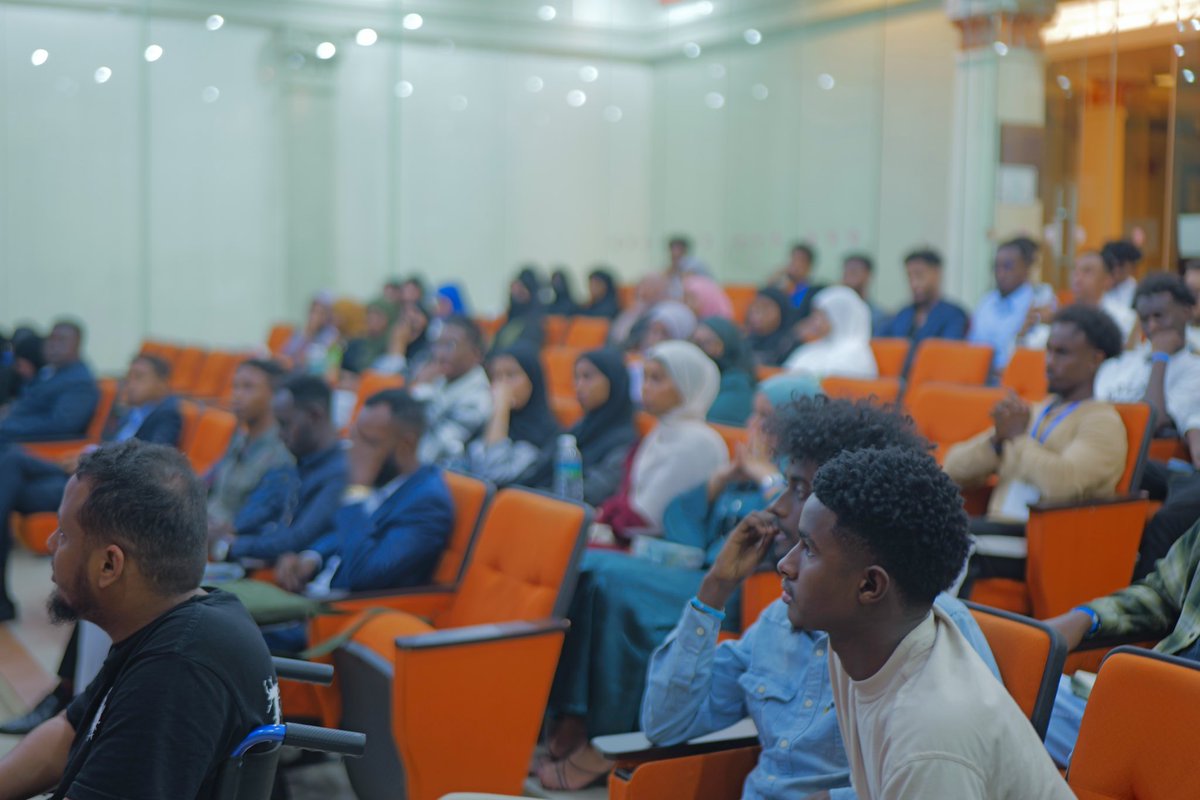 shuayb8pack1's tweet photo. the book launch in Kuala Lumpur 🇲🇾 was a tremendous success. Attendees shared positive feedback, creating a sense of community that inspired everyone. It was an unforgettable experience, and I am truly grateful for the support from everyone who attended. The connections made that day will stay with me as I continue this journey.