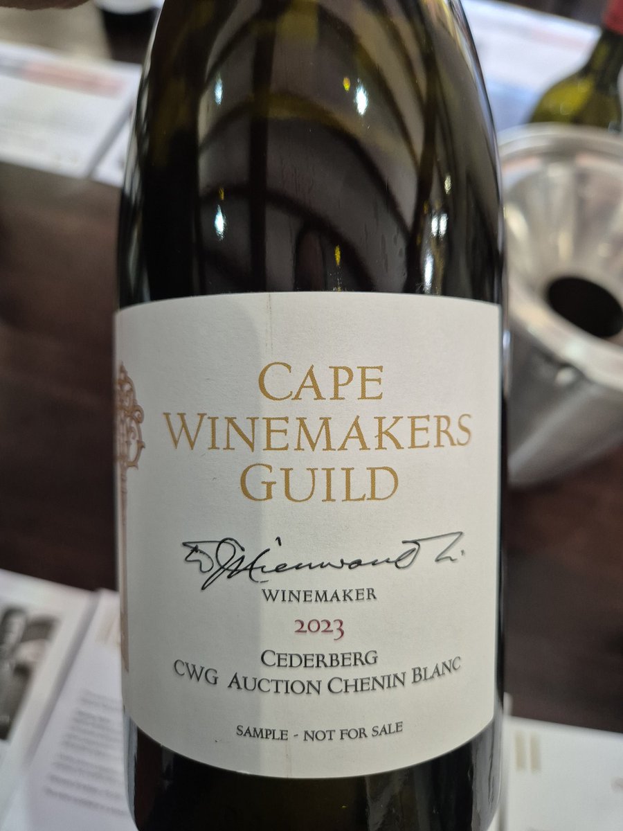 The four Chenin Blanc on offer at this years Cape Winemakers Guild are world-class yet each with their disctinct reflection of their sites, they are lean and energetic with ample textures to warrant their #MC high scores, as a category Chenin Blanc is far more superior than