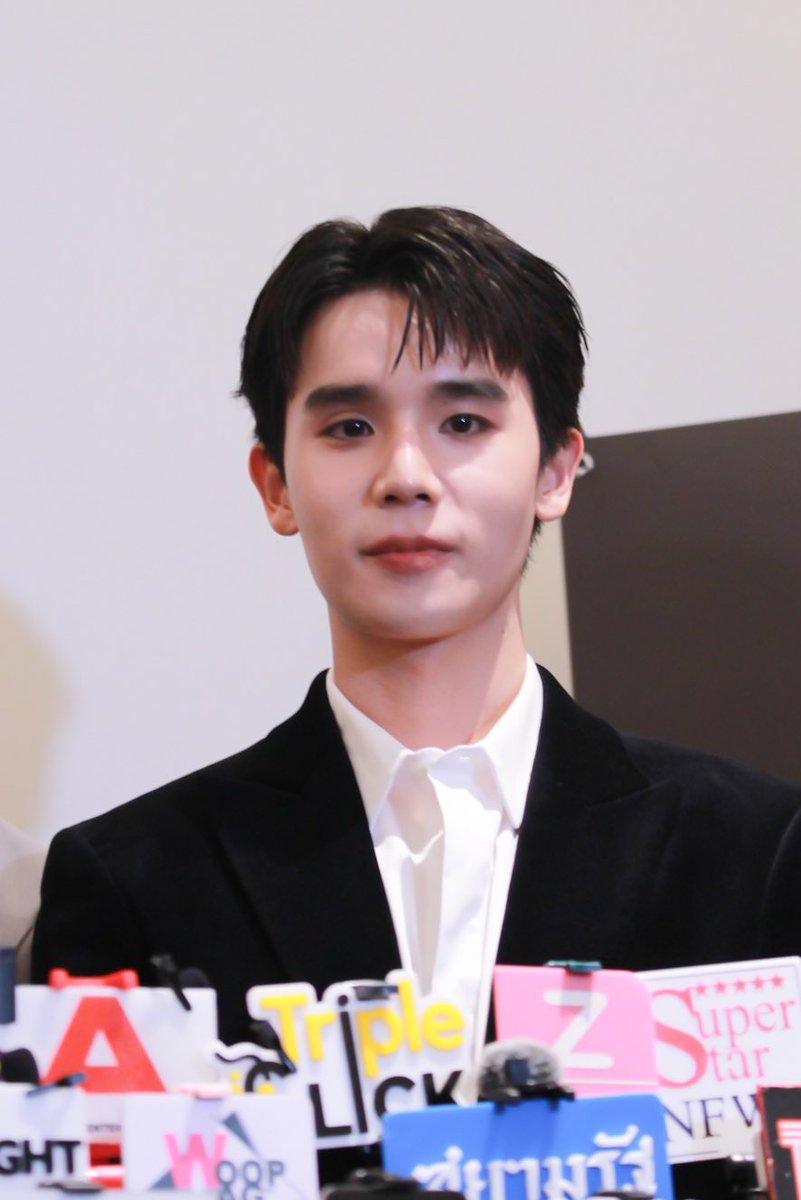 startalkent's tweet photo. “จิมมี่ จิตรพล” ช่วงให้สัมภาษณ์สื่อมวลชน ในงาน GRAND OPEN HOUSE OF IDEA LIVE

JIMMYSEA x IDEALIVE
#IDEALIVEGrandOpenHouse
 #jimmysea #จิมมี่ซี
 #jimmyyjp
#IDEALIVE https://t.co/LjL6nvc9h9