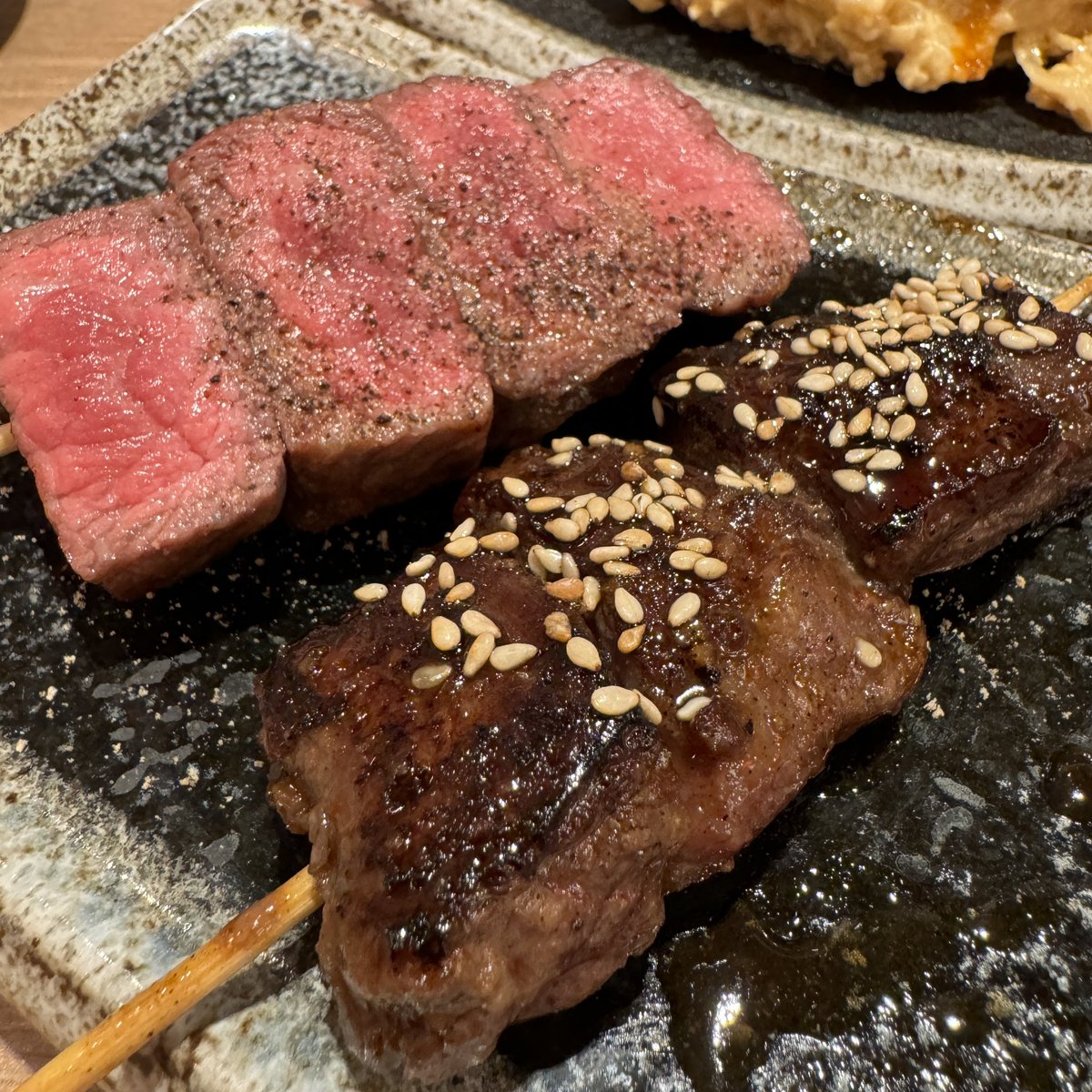 sqkitrip's tweet photo. 【関西で有名なコスパ最強居酒屋❤️‍🔥】
📍ひとめぼれ / 名古屋栄

▷ドリンク安すぎて驚き！！
　レモンサワー🍋ハイボールが219円🔥
　生ビール（サントリー）は329円🍺

▷フードメニューは種類豊富で、
　提供スピード早くて驚き！！

https://t.co/U2arzZTgpw https://t.co/xKWYknokKj