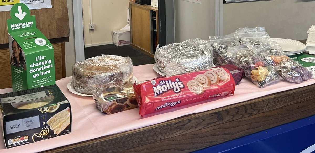 An amazing display of cakes from our forklift driver Simon on Friday, in aid of MacMillan Cancer Support. 
We raised a total of £250.02 for MacMillan 💚
#macmillancoffeemorning 
#macmillancancersupport