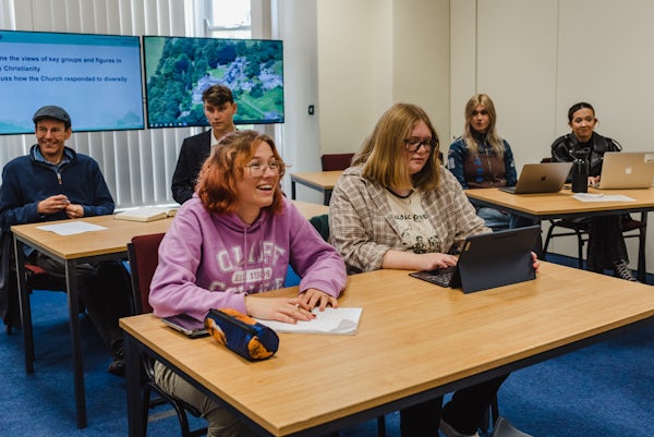 If you'd like to know more about studying at Cliff College, you're in luck! Our next on-campus open day is on Thursday 10 October, and it's a great opportunity to find out more about our BA, MA and gap year programmes. Book your place now on our website: cliffcollege.ac.uk/news-events/op…