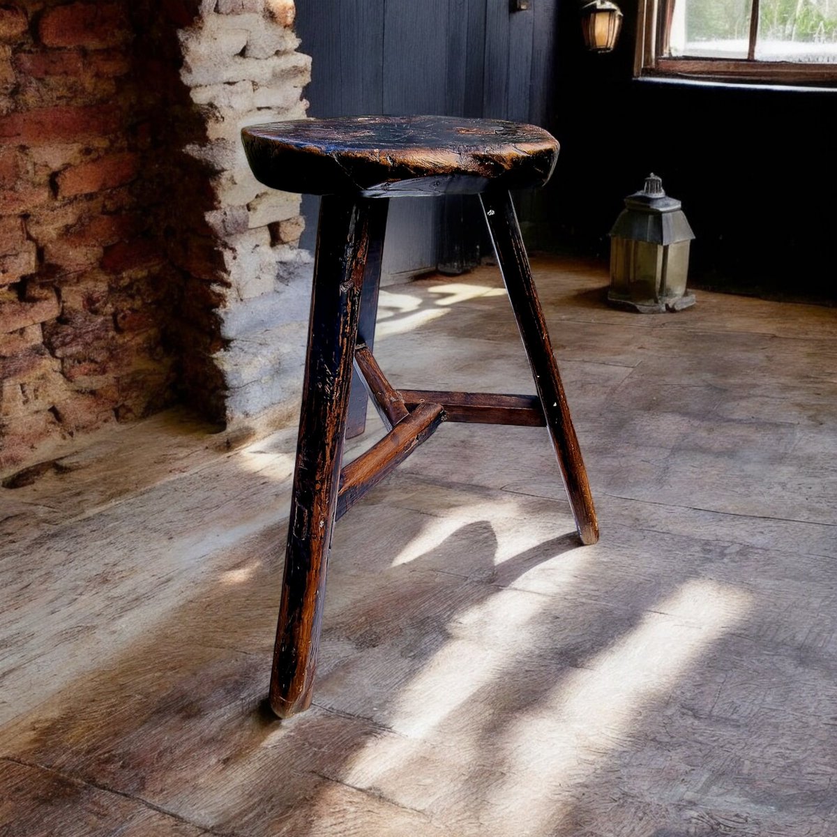 HoltAntiquesLtd's tweet image. Late 18th-Century diminutive antique cricket table come candlestand. Just in and available to purchase!
Not yet on the website. #crickettable #candlestand #candlestick #antiquefurniture #primitive #primitivetable #primitivecandlestand