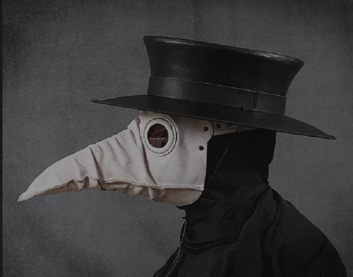 اعتقد الأطباء الأوربيون أن سبب الطاعون هو "الهواء الفاسد والروائح الكريهة" التي تؤثر على سوائل الجسم.
.
فقاموا بارتداء أقنعة منقارية في القرن 17م لحماية أنفسهم من الهواء الفاسد، حيث كانوا يملؤون مناقيرهم بالأعشاب والورود المجففة ذات الروائح العطرة كي لا يستنشقوا الروائح الكريهة.