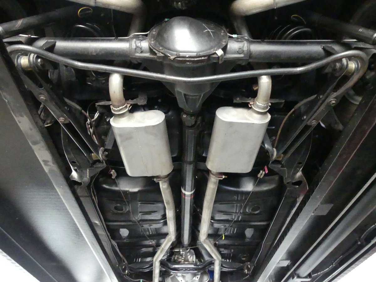 SurvivorClassic's tweet photo. New metal alert! Rotisserie restored 1967 Pontiac GTO convertible in Signet Gold! Factory optioned with the 400 High Output!
#pontiacGTO #gto #gtoconvertible #thegoat #classiccars #musclecars https://t.co/q1SKx0fzWS