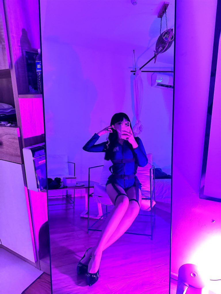 黄推福利内容 - May8的精彩图片 福利姬May8分享的黄推图片3 - 网红私拍内容