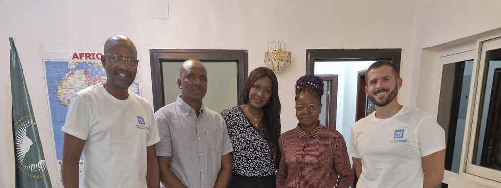 Emem Bassey tweet media