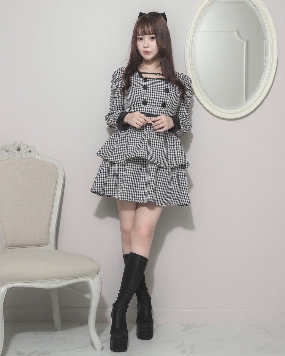 Coming soon 🎀／ pium Winter Collection🐇🖤 ♡クロスベルト