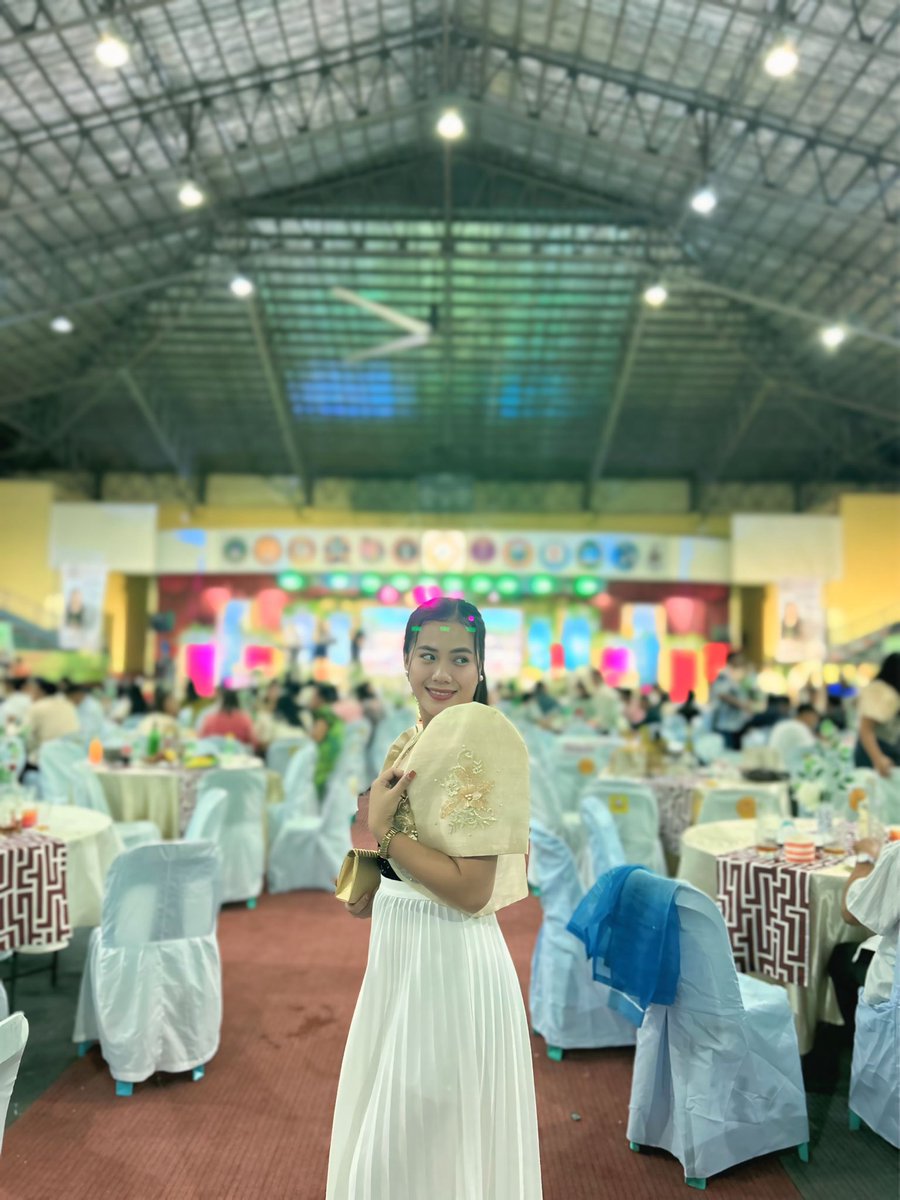 imjuliennerhoda's tweet photo. Filipina Femme Energy ✨ https://t.co/30AwvgyYo9