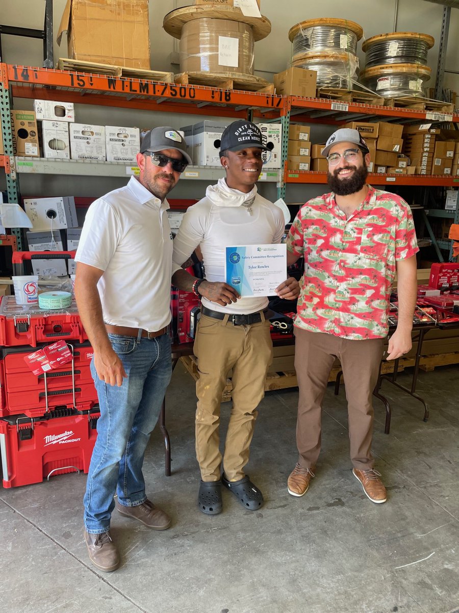 E2 Optics tweet media