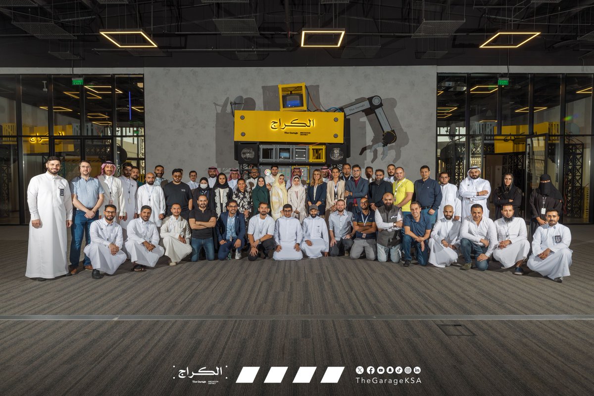 TheGarageKSA's tweet photo. بمشاركة 32 شركة تقنية ناشئة محلية ودولية، يواصل برنامج مسرعة الكراج بلس رحلته المتميّزة بإطلاق الدفعتين الخامسة والسادسة، بهدف تعزيز نمو الشركات وتوسيع نطاق أعمالها في السوق السعودي. 

الكراج #مكان_للستارتبز https://t.co/X9uLVBuTDq