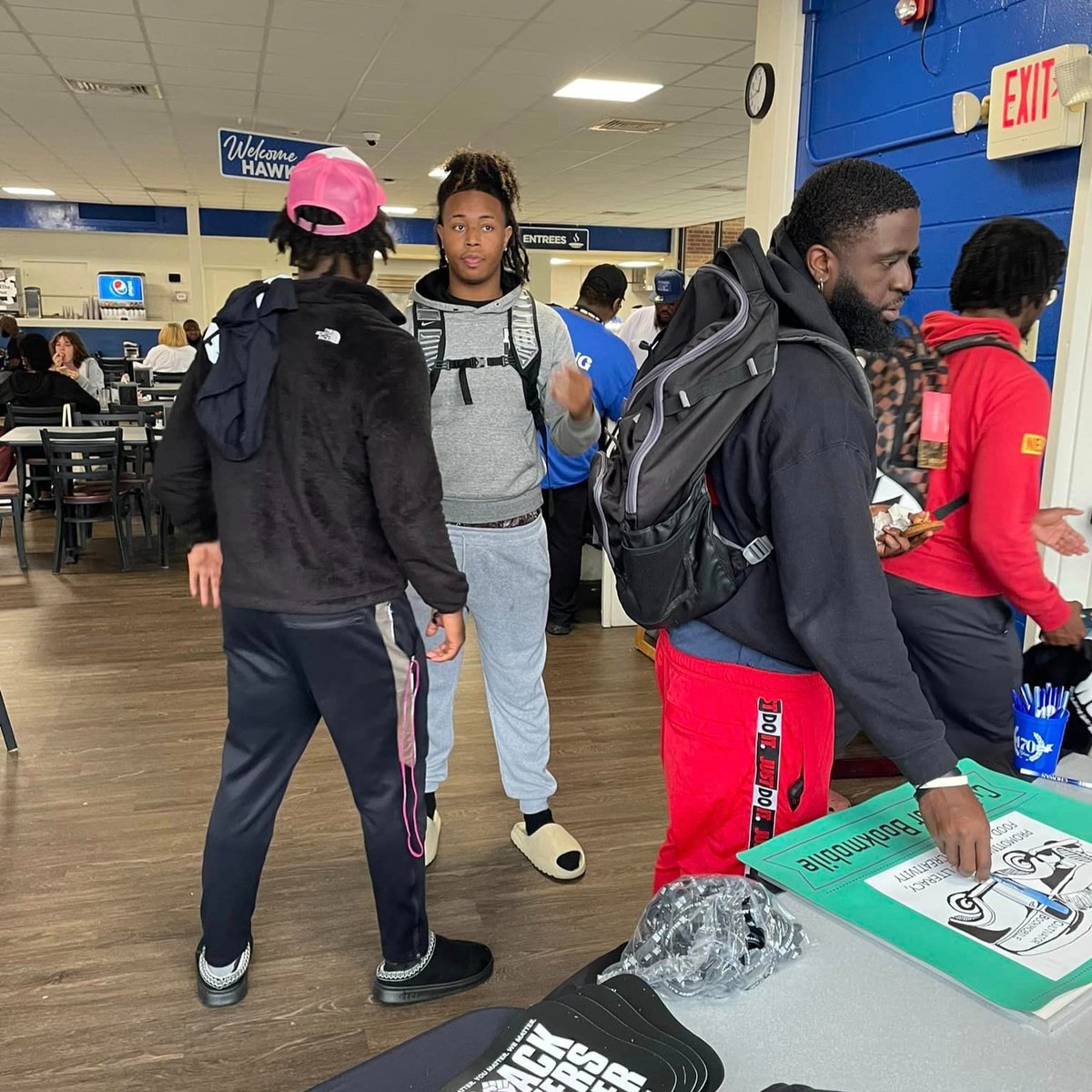 We had an incredible time at Chowan University for National Voter Registration Day! 🎉🗳️ It’s vital for young voters to step up and make their voices heard—your vote can truly shape the future. Together, we can make a difference! #BlackVotersMatter ✊🏾